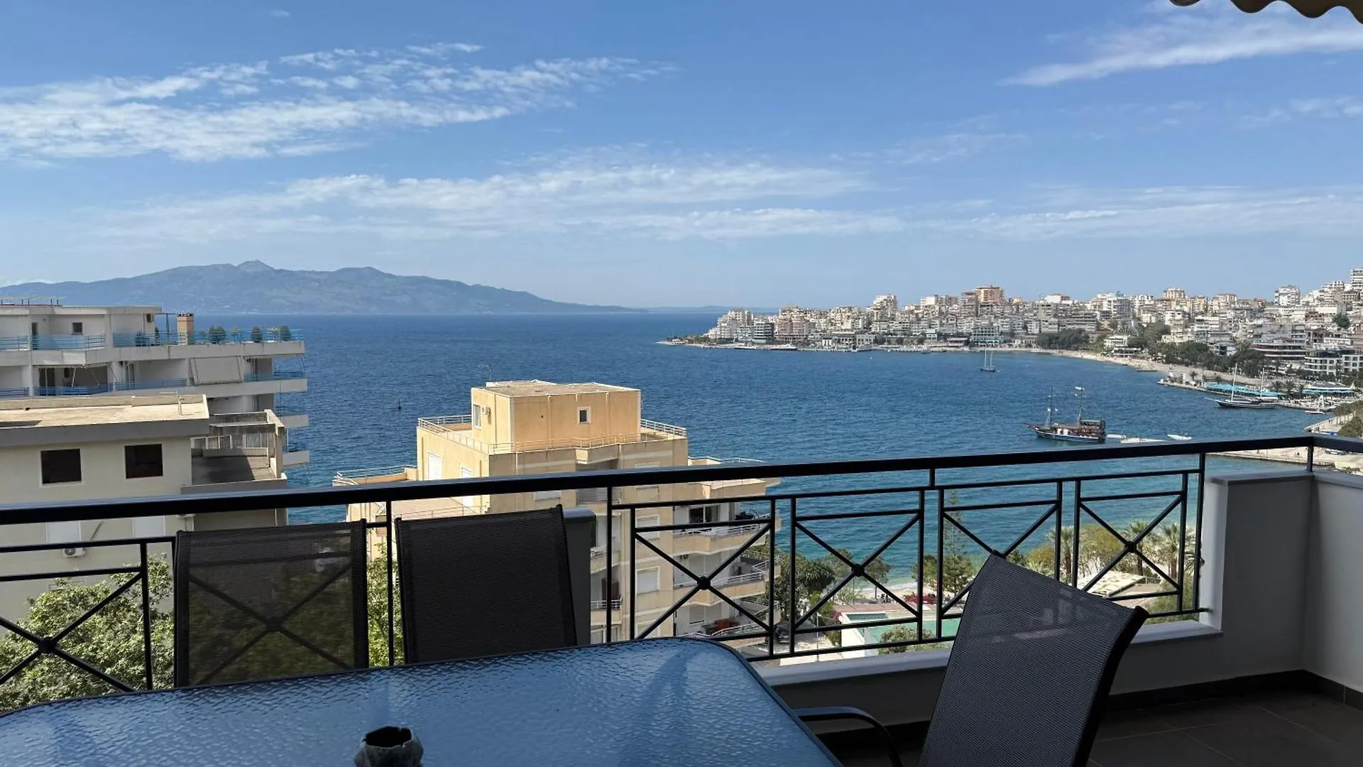 Azure Serenity Suites 11 Sarandë Albania