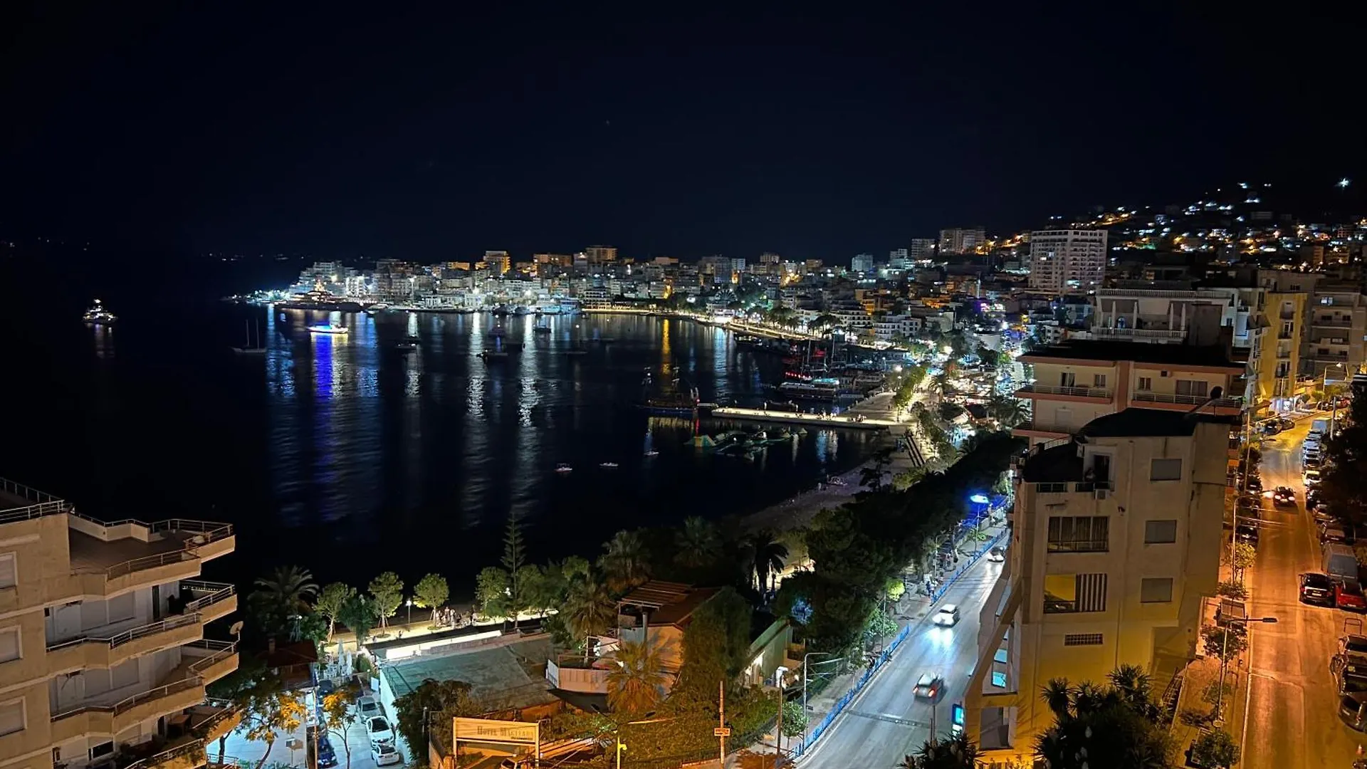 Azure Serenity Suites 11 Sarandë 0*,