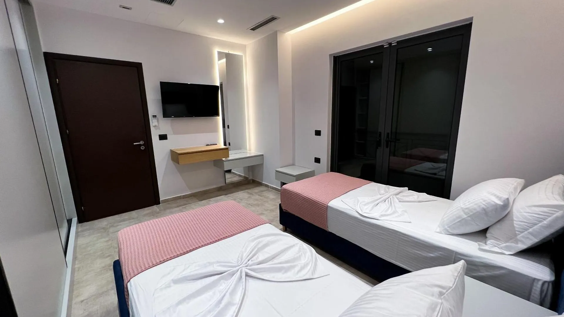 Apartamento Azure Serenity Suites 11 Sarandë