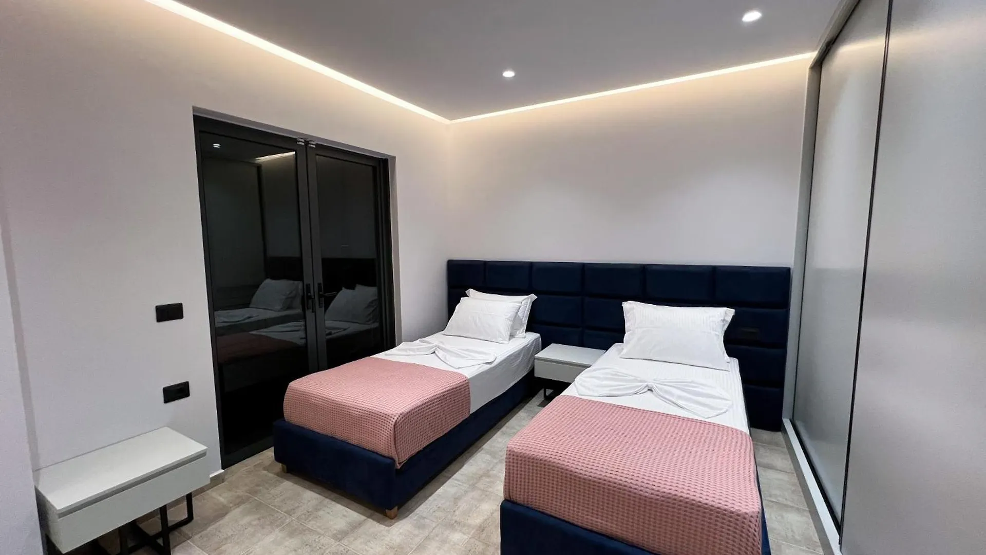 Azure Serenity Suites 11 Sarandë Apartamento