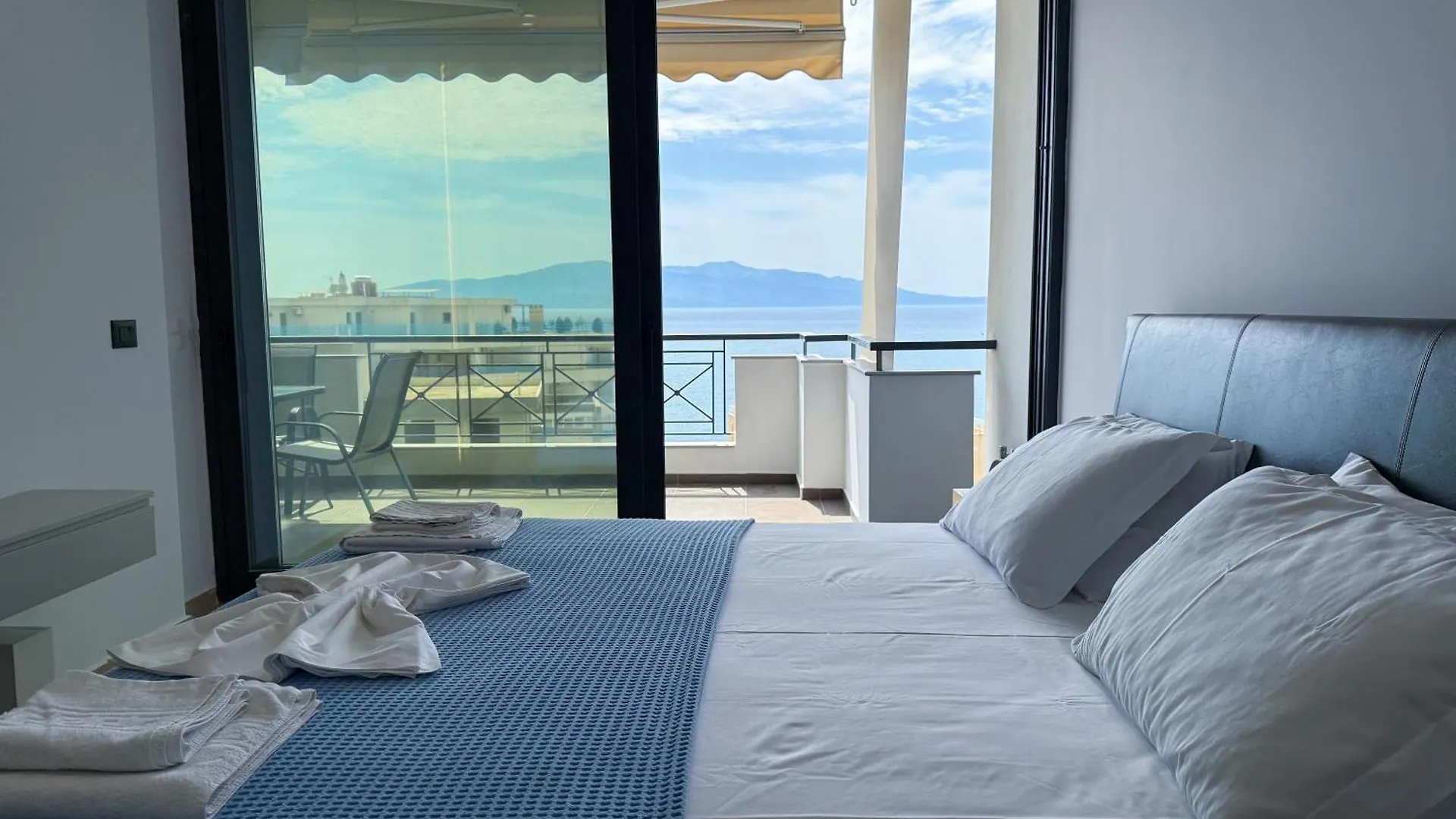 Azure Serenity Suites 11 Sarandë Apartamento