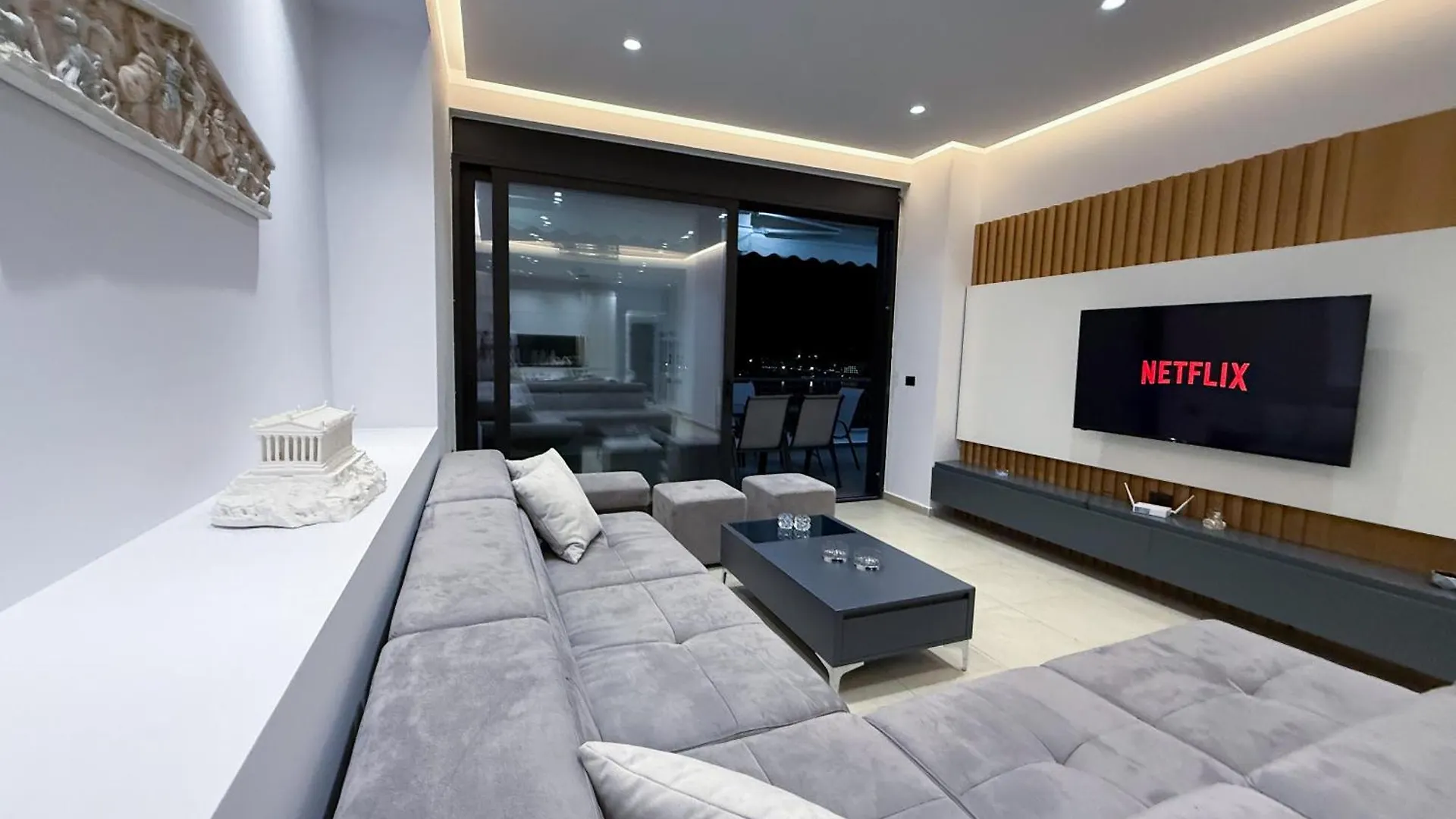 Azure Serenity Suites 11 Sarandë Apartamento